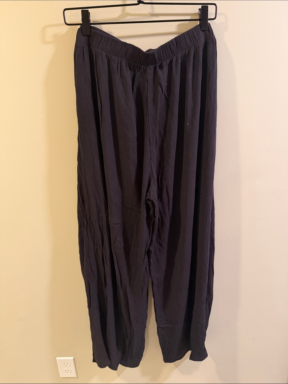 Kona Sol Black Wide-Leg Tie-Front Pants - Picture 4 of 6
